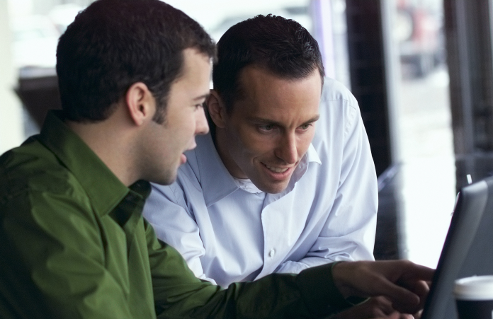 two_men_on_laptop1